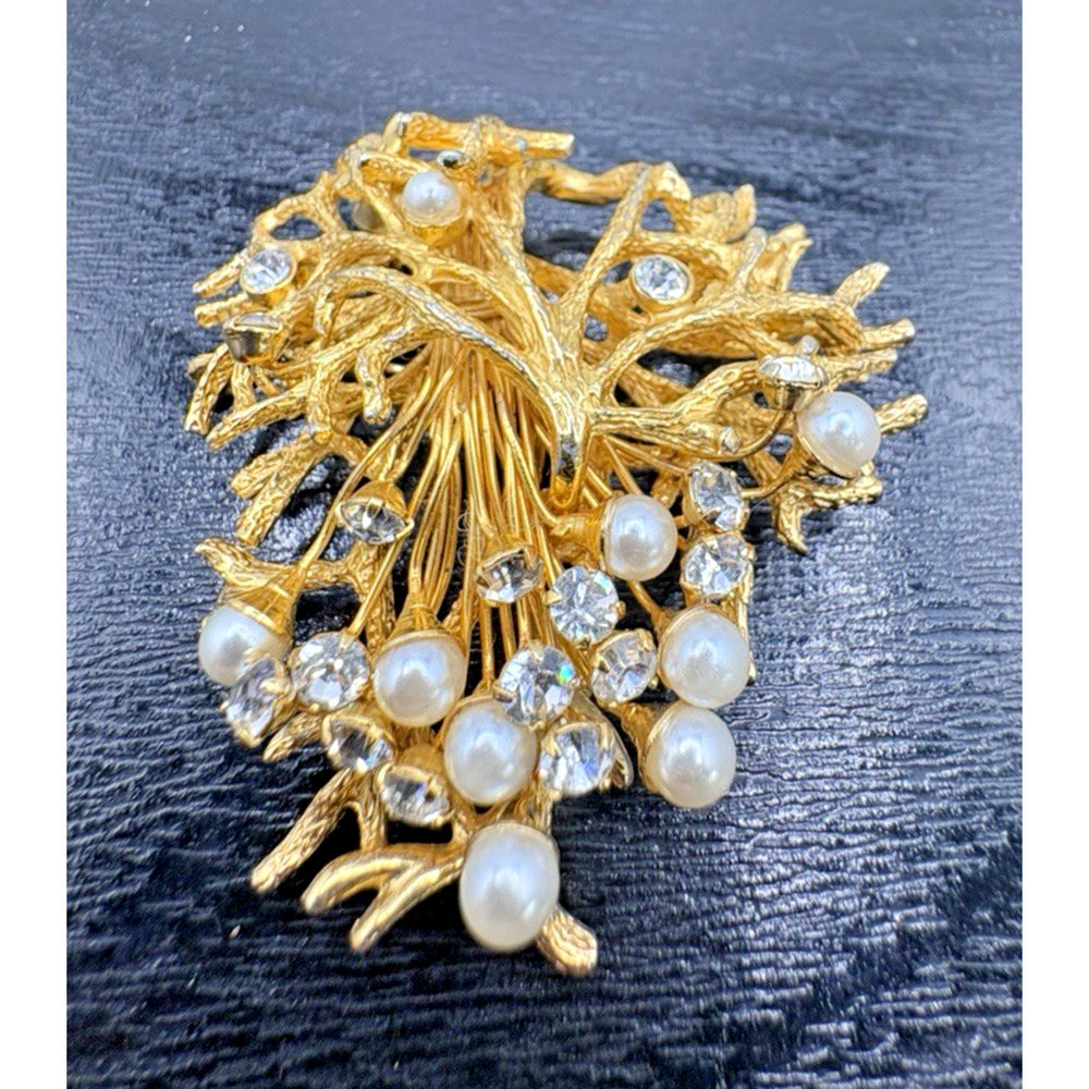 Vintage Castlecliff Pearl Flower Brooch W Movement Rhinestones statement pin